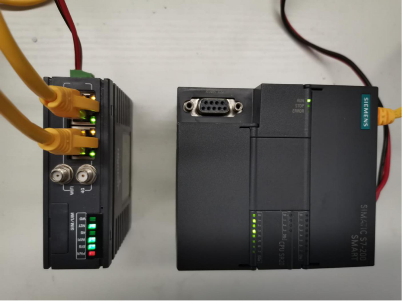 PA真人官网智通网关连接plc示意图